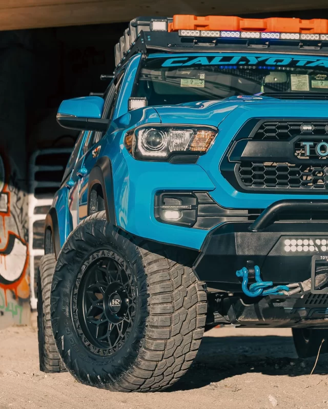 Repulsor R/T on the #overland #Tacoma going places 🏔️

#rbptire #rbptires #offroad #offroadtire #mudterrain #roughterrain #extremeterrain #mt #rt #xt #mudtire #overland #overlandtire