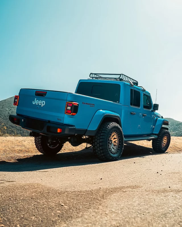 The feeling of confidence on any terrain 😏 Rolling Big Power Tires

#rbp #rbptire #rbptires #offroad #offroadtire #mudterrain #roughterrain #extremeterrain #mt #rt #xt #mudtire #overland #overlandtire