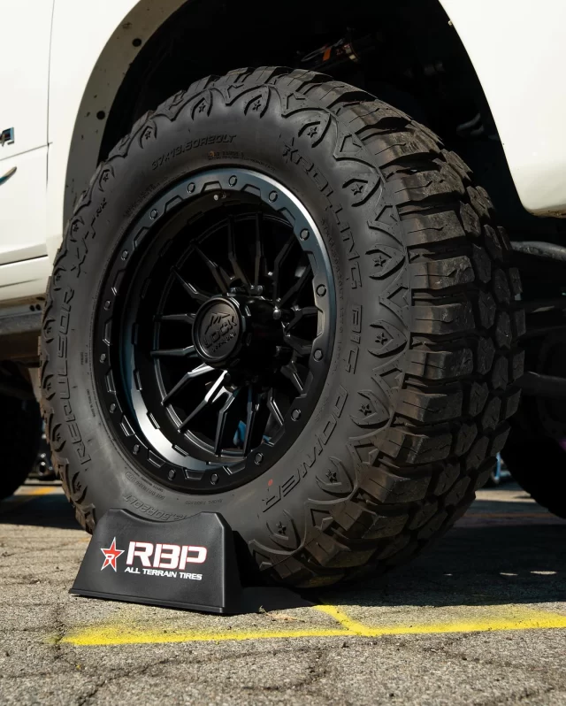 Sometimes you just gotta show off 🤷‍♂️ @savagebuilds_socal #RAM2500 at @fuelfest 2025 on RBP Tires!

#rbp #rbptire #rbptires #offroad #offroadtire #mudterrain #roughterrain #extremeterrain #mt #rt #xt #mudtire #overland #overlandtire