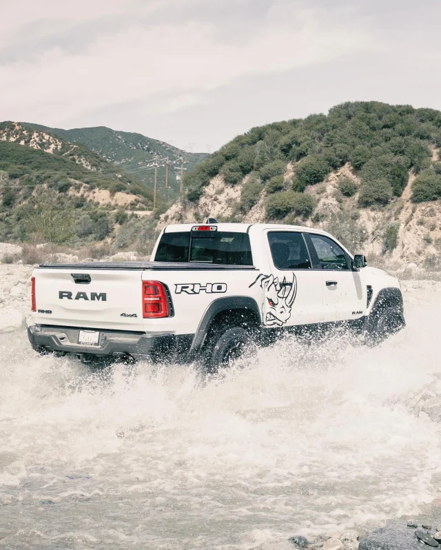 Taking the term All-Terrain to the next level with this #RHO equipped with the all-new RBP Repulsor A/T Plateau 🪨

#rbptires #rbp #allterrain #ramrho #ram