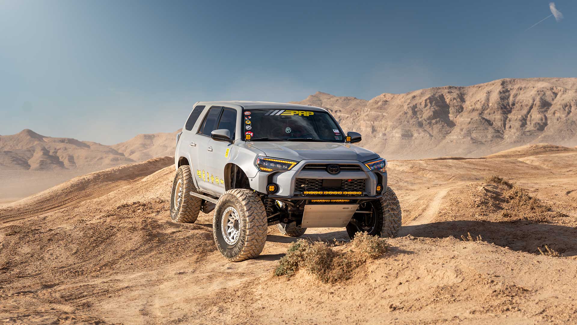 toyota 4runner with mud terrain tire