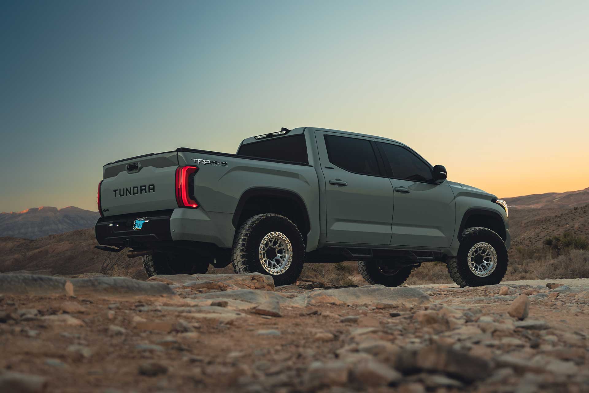 lunar toyota tundra extreme terrain tires